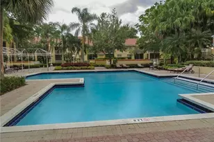 990 Coral Club Dr, Coral Springs, FL 33071 - Photo 13