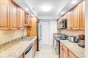 3000 N Ocean Dr, Singer Island, FL 33404 - Photo 5