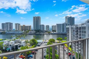 800 Parkview Dr, Hallandale Beach, FL 33009 - Photo 3