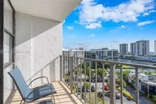 800 Parkview Dr, Hallandale Beach, FL 33009 - Photo 21