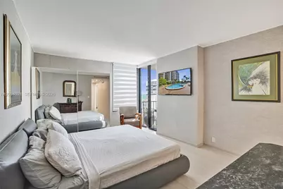 520 Brickell Key Dr #A1015, Miami, FL 33131 - Photo 11