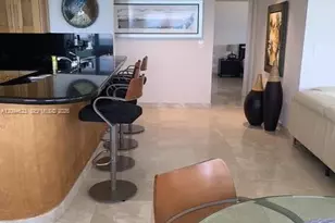 2555 Collins Ave, Miami Beach, FL 33140 - Photo 7