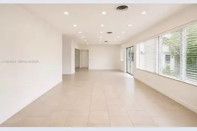 50 NE 132nd Ter, North Miami, FL 33161 - Photo 9