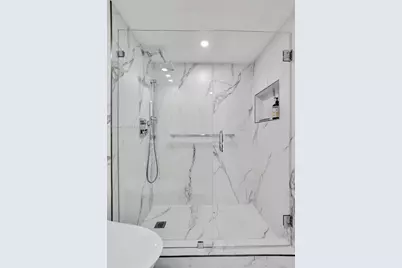 90 Alton Rd #2407, Miami Beach, FL 33139 - Photo 29
