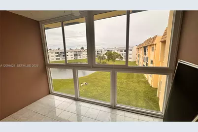8400 Sunrise Lakes Blvd #306, Sunrise, FL 33322 - Photo 7
