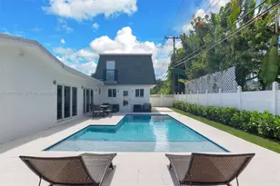 20330 Highland Lakes Blvd, Miami, FL 33179 - Photo 11