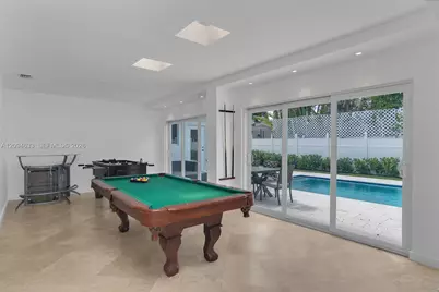 20330 Highland Lakes Blvd, Miami, FL 33179 - Photo 11