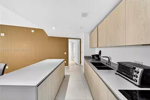 4111 S Ocean Dr, Hollywood, FL 33019 - Photo 5