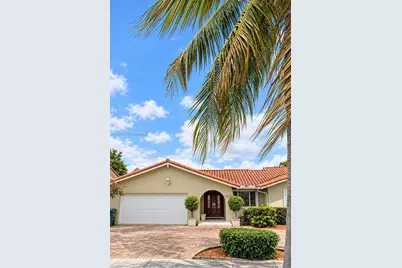 13221 SW 2nd St, Miami, FL 33184 - Photo 1
