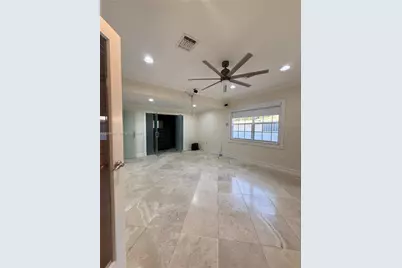 3889 NW 5th St, Miami, FL 33126 - Photo 13