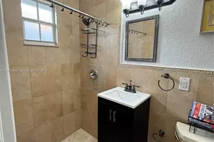 3889 NW 5th St, Miami, FL 33126 - Photo 17