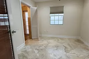 3889 NW 5th St, Miami, FL 33126 - Photo 7