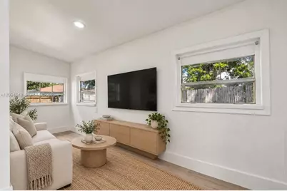 1063 NW 55th Ter, Miami, FL 33127 - Photo 3