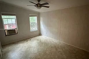 21631 NW 8th Ct, Pembroke Pines, FL 33029 - Photo 13