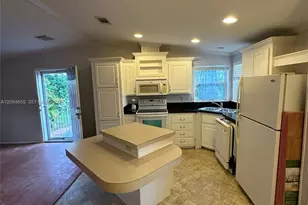 21631 NW 8th Ct, Pembroke Pines, FL 33029 - Photo 33