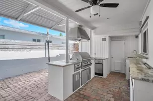 1232 NE 88th St, Miami, FL 33138 - Photo 9