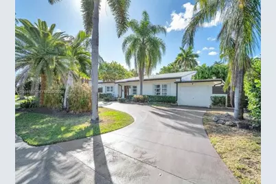 1232 NE 88th St, Miami, FL 33138 - Photo 1