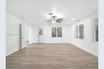 1232 NE 88th St, Miami, FL 33138 - Photo 9