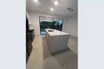 919 NW 55th St #921, Miami, FL 33127 - Photo 5