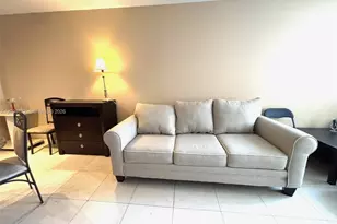1817 S Ocean Dr, Hallandale Beach, FL 33009 - Photo 7