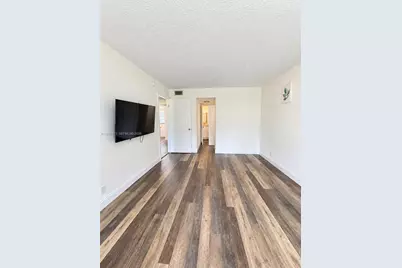 9440 Poinciana Pl #106, Davie, FL 33324 - Photo 9