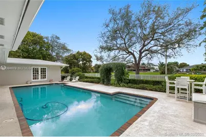 16220 SW 88th Ave Rd, Palmetto Bay, FL 33157 - Photo 5