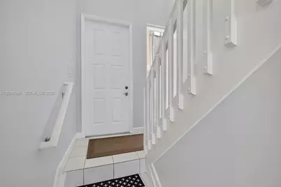16107 NW 24th St, Pembroke Pines, FL 33028 - Photo 3