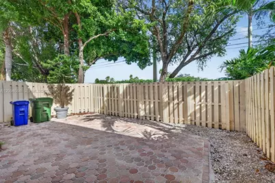 16107 NW 24th St, Pembroke Pines, FL 33028 - Photo 35