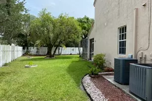 1122 Hickory Way, Weston, FL 33327 - Photo 29