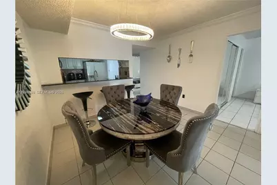 961 W 37th Ter #30, Hialeah, FL 33012 - Photo 7