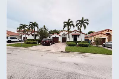 9947 NW 10th Ter, Miami, FL 33172 - Photo 3