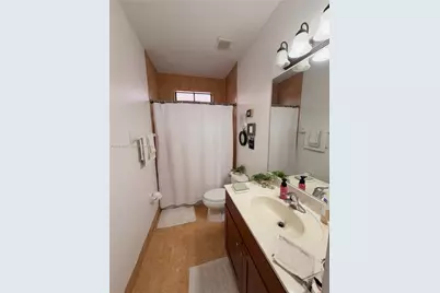 9947 NW 10th Ter, Miami, FL 33172 - Photo 9