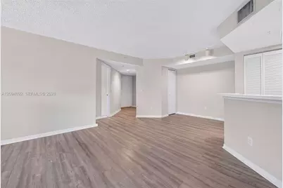 2005 SE 10th Ave #407, Fort Lauderdale, FL 33316 - Photo 3
