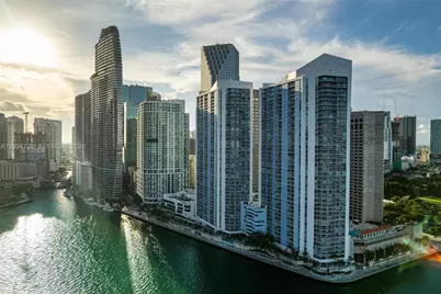 325 S Biscayne Blvd #3015, Miami, FL 33131 - Photo 9
