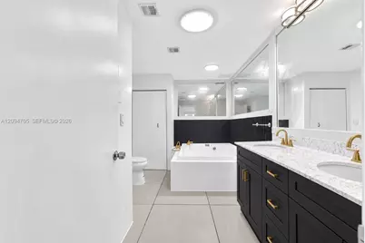 616 NE 195th St, Miami, FL 33179 - Photo 53