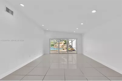 616 NE 195th St, Miami, FL 33179 - Photo 7