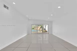 616 NE 195th St, Miami, FL 33179 - Photo 7
