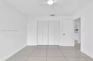 616 NE 195th St, Miami, FL 33179 - Photo 45