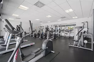 3675 N Country Club Dr, Aventura, FL 33180 - Photo 15