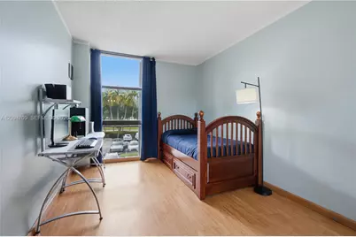 3675 N Country Club Dr #204, Aventura, FL 33180 - Photo 11