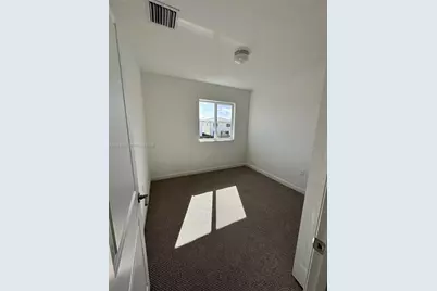 1245 NW 3rd Ln, Florida City, FL 33034 - Photo 9