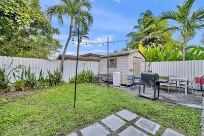 445 SW 36th Ave, Miami, FL 33135 - Photo 43