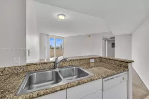 19501 W Country Club Dr, Aventura, FL 33180 - Photo 11