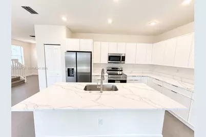 2518 SE 26th Ter #0, Homestead, FL 33035 - Photo 5