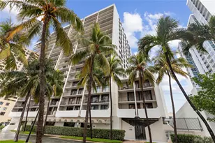 2625 Collins Ave, Miami Beach, FL 33140 - Photo 29