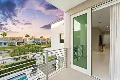 10561 NW 67th Ter, Doral, FL 33178 - Photo 19
