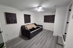 1044 NW 64th St, Miami, FL 33150 - Photo 13