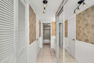 18071 Biscayne Blvd #303, Aventura, FL 33160 - Photo 17
