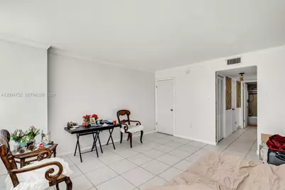 18071 Biscayne Blvd #303, Aventura, FL 33160 - Photo 15