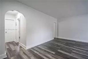 7911 Abbott Ave, Miami Beach, FL 33141 - Photo 5